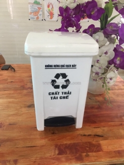 Cc thùng rác đạp chân y tế 20 lit - ms hoai 0913 819 238