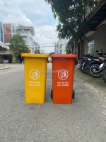 Cc thùng rác y tế 120 lit -  ms thanh 0913 819 238