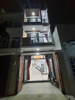 Bán nhà mới hoàn thiện đường số 6 linh xuân thủ đức ,lh 0909428959.