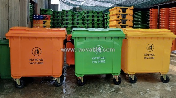 Cung cấp xe đẩy rác 1100 lit giá rẻ - mrs hoài thanh  0913 819 238