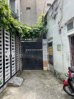 Bán đất tặng nhà 3 tầng mới đẹp, trung tâm tân bình gần etown cộng hòa