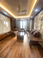 Bán nhà 5t nguyễn khang, dt 51m2, 1 nhà ra phố, nhà đẹp ở ngay, giá 14.2 tỷ