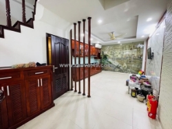 Bán nhà hiếm đường nguyễn văn huyên - dt 66m2 x 5 tầng - mặt tiền 4m - giá 19