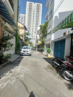 Bán nhà khu cư xá địa chỉ 3c thành thái dt 4x8 giá 5.9 nhà nở hậu đẹp