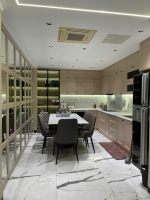 Bán nhà lò đúc hai bà trưng nhà đẹp dt 53 m2 4 tầng mt 3m6 giá 14,2 tỷ lh huyền