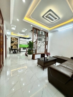 Bán nhà ngọc lâm 5 tầng thông số đẹp-phân lô vỉa hè ô tô tránh -kinh doanh -ngõ