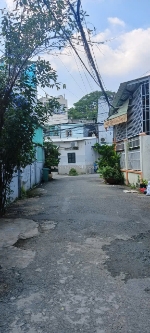 Bán nhà- nhà phố- q2-thủ đức- cát lái- 1 trệt 3 lầu-7tỷ -tl nhẹ