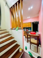 Bán nhà phố đội cấn ba đình 30m, 5 tầng giá 6,2 tỷ ( thương lượng )