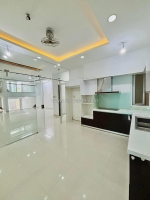 Bán nhà phố mới giá lại tốt hơn thị trường, mặt tiền nguyễn hữu huân - 
nha