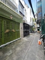 Bán nhà quang trung-gv (4*15m), hxh 12m, 20m ra mặt tiền, sau lưng vincom, 2