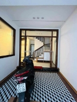 Bán nhà siêu đẹp ngõ chợ khâm thiên - đống đa: 42m, 4t, mt: 5m, 7.35 tỷ gần ô tô