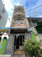 Bán nhà tân phú- lũy bán bích(3.2*14m), 3 tầng, kế bên đầm sen, nhà nở hậu, đủ