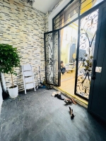 Bán nhà trung tâm đống đa, oto đỗ cổng - tặng full nội thất, 44m , mt 3,3m