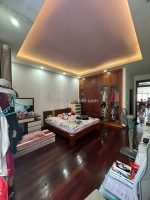 Bán nhà xây độc lập  mặt đường hoàng ngọc phách, quán nam, hải phòng.