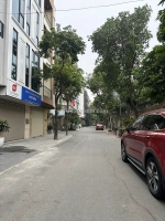 Bán toà buiiding-kd vip-phố hoàng quốc việt-cầu giấy-dt 66mxmt rộng 5mx7