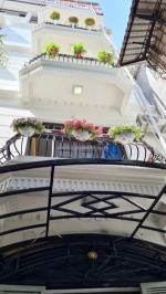 Bán tòa ccmn phố quan thổ, thang máy, ban công, dòng tiền tốt, 66m2 5t mt6m giá