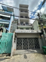 Bán tòa nhà chdv hxh lê quang định,  6 tầng hđt 60tr/ tháng