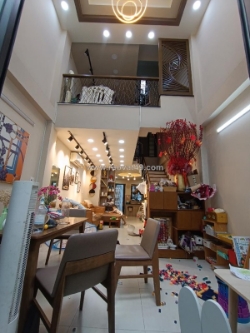 Bánnhà mặttiền thôngtâyhội p10 q.gòvấp 62m,trệt2lầu s.thượng, 7tỷ4tl