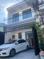 **cần bán nhà 2 tầng mới tinh hẻm ô tô vạn thắng, tp nha trang**  
**giá bán:
