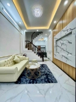 Cầu giấy nhà đẹp - nội thất đẹp- ô tô đỗ cửa - về ở luôn - 40m*4tầng