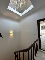 Chính chủ bán nhà nguyễn khang-cầu giấy-ngõ thông-gần ô tô-giá 8 tỷ hơn