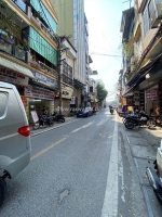 Cho thuê nhà đẹp: 35m2, 2 tầng thoáng mát, phù hợp kinh doanh online, dịch vụ