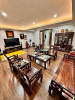 Chủ định cư bán gấp toà nhà phố hào nam - đống đa, kinh doanh ô tô: 62,m, 7t,