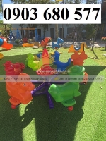 Đu quay nhập khẩu 4 - 6 con thú mầm non