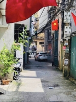 Gia đình chuyển vào sg sống cần bán nhà thịnh quang - gần phố - 30m ô tô tránh