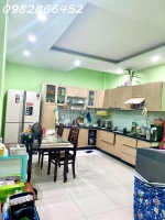 Giảm sâu - b.án nhành -tân bình - 64m2 4 tầng - giáp q3, q10 ,ga metro,cv lê