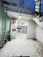 Hai bà trưng- cực hiếm- nhỉnh 4 tỷ- nhà dân xây - diện tích rộng - ngõ nông gần