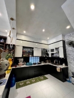 Hạt nhân  thanh xuân -  nhà đẹp  lô góc - ô tô đỗ cửa - 20m ra phố - 4 ngủ  đáp