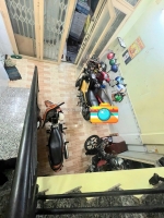 Hẻm thông thoáng q4
ngang 3,45 dài 8 m
đúc bê tông 3 tấm 
có 1,9 tỷ