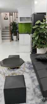 Hộ khẩu ba đình - nhà dân xây - gần phố - cách ô tô 20m - đủ công năng