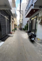 Hxh thông- nhà mới ở ngay- ngã tư âu cơ - lạc long quân- 21m2- 2 tầng btct-