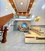 Không thể rẻ hơn: căn góc 2 mặt tiền, đường rộng 12m, đối diện cổng trường đh,