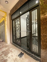 Lạc long quân dưới 7 tỷ, diện tích 33m2, 4 tầng, mặt tiền 3.8 m, giá 6.85 tỷ