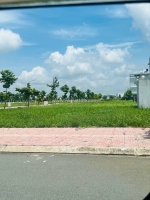 Lô đất mặt tiền đường nhựa thủ thừa – gia đình sắp ra nước ngoài, cần bán gấp