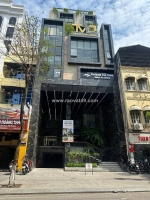 Mặt phố đội cấn - toà văn phòng - kinh doanh - mặt tiền lớn - vỉa hè rộng -