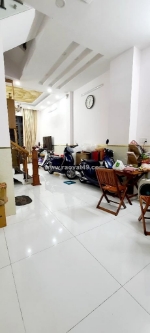 Mặt tiền đường 6m thông, nhà mới đẹp nguyễn hới, an lạc, bình tân.
dt 52m2 x 4