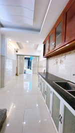 Mặt tiền đường số vĩnh hội q4
diện tích sử dụng 74 m2
đúc 4 tấm có 4 tỷ