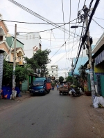 Mặt tiền kd vị trí đẹp giáp quận 6 - 56m2, 2 tầng mới đẹp - giá chỉ 6.x tỷ