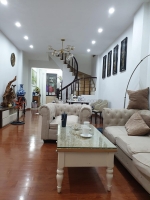 Ngọc khánh, quận ba đình - nhà đẹp lô góc - ngõ thông kinh doanh