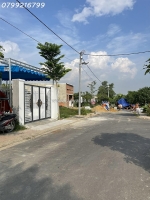 Nhà bình minh bán gấp 1 sẹc ql1a hỗ trợ vay 3 bên trọn sổ 1 tỷ 6 . lh 0799 216