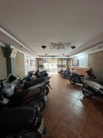 Nhà hiếm, toà căn hộ dv, chùa láng - thang máy - 2 ô tô tránh - 102m2, 7tầng,