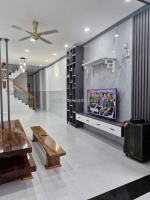 Nhà hxh 2 tầng 100m2, đường 7, linh trung thủ đức, 6.5tỷ.