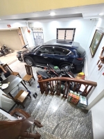 Nhà mới yên hòa- gara-lô góc-ngõ thông-40m2-6 tầng-giá 12 tỷ hơn