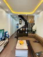 Nhà sổ hoa hậu văn quán thoáng trước sau chỉ 7.6 tỷ,được nhà 65m2 xây 3 tầng