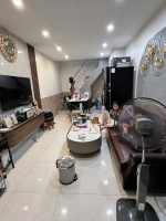 ✳️nhỉnh 5 tỷ bán nhà hòa bình 28 m2 4t mt 3m, chỉ 5.3 tỷ ngõ nông lô góc dân