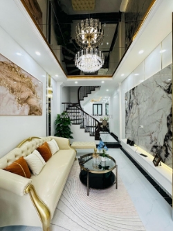 Quá hiếm! bán nhà lò đúc, 44m2 x 5 tầng, 12.6 tỷ, gần phố, nhà đẹp ở luôn, ô tô